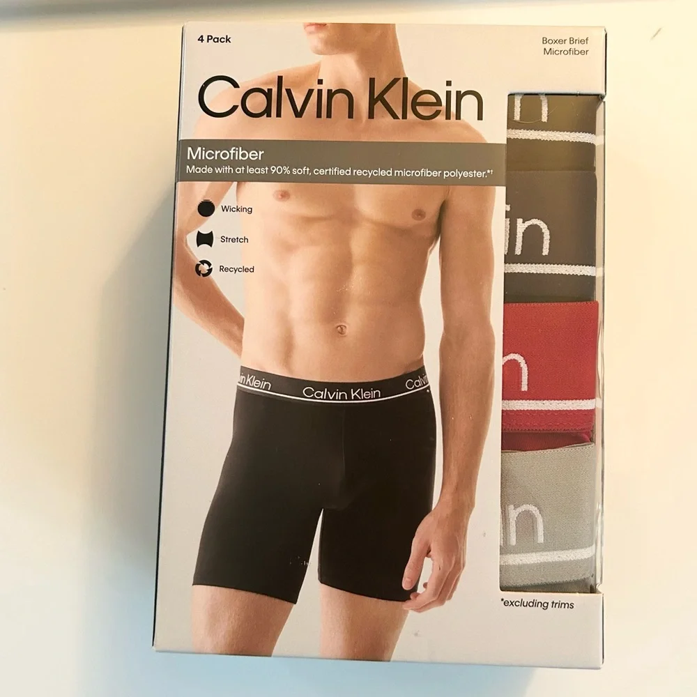 Calvin Klein 4 Pack Men’s Microfiber Briefs Size Large Black Blue Red Grey NIB
